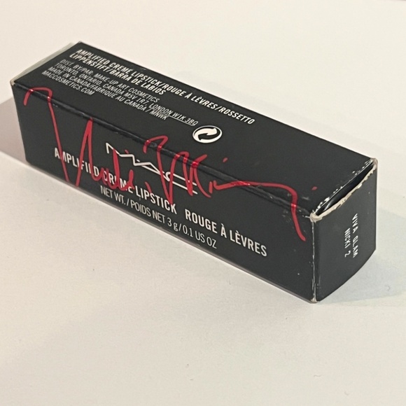Nicki Minaj Viva Glam 2 MAC Lipstick - Picture 7 of 7